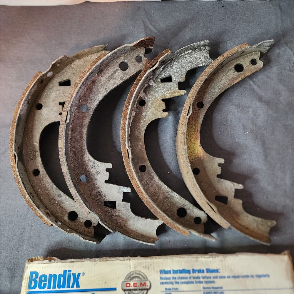 Bendix Brakes Brake Shoes R462